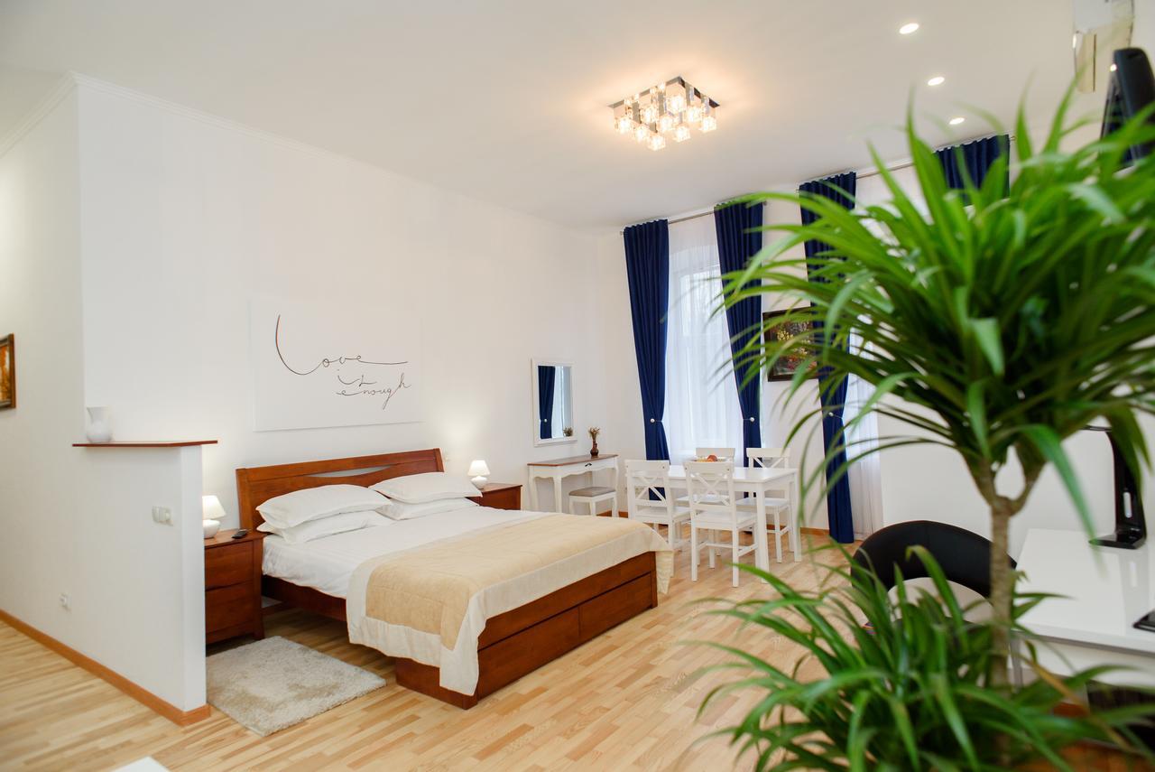 M&M Aparthotel Vip Суми Екстер'єр фото